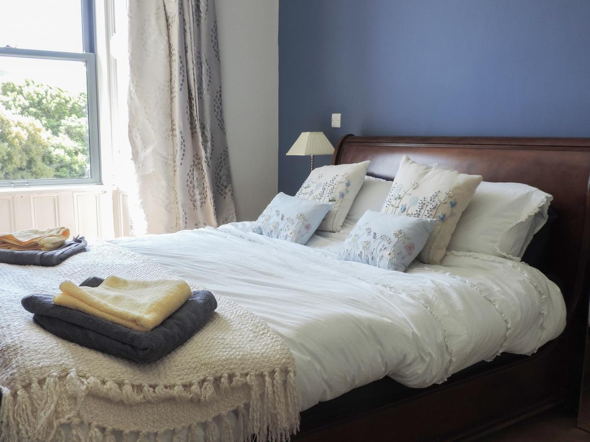 Needles Cottage Totland  Ngoại thất bức ảnh